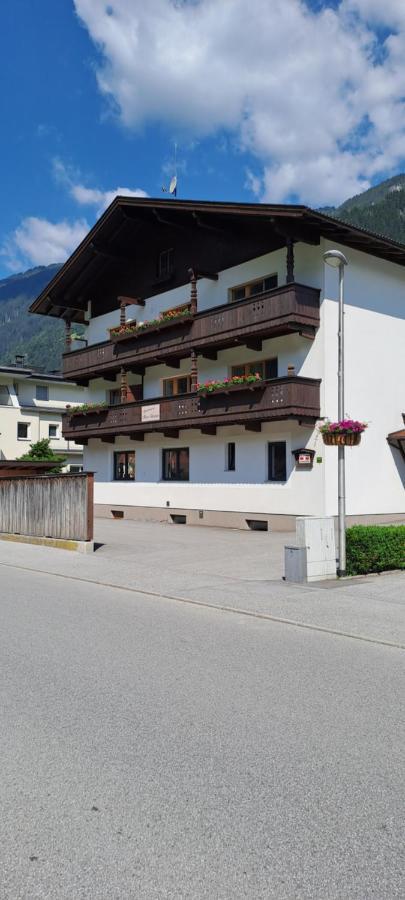 Apartamento Haus Florian Mayrhofen Exterior foto