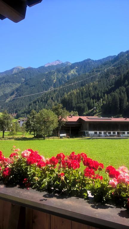 Apartamento Haus Florian Mayrhofen Exterior foto